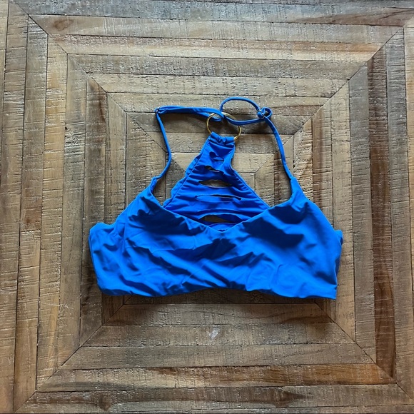 Bikini top - Picture 1 of 3